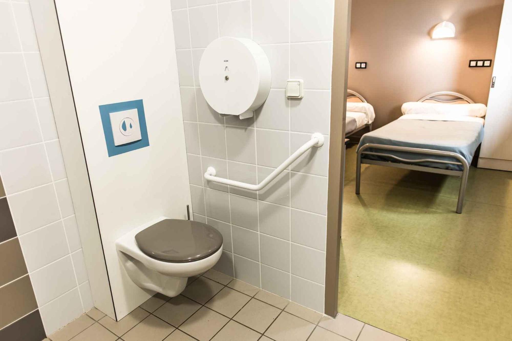 Centre International De Sejour Hostel Λαβάλ Εξωτερικό φωτογραφία