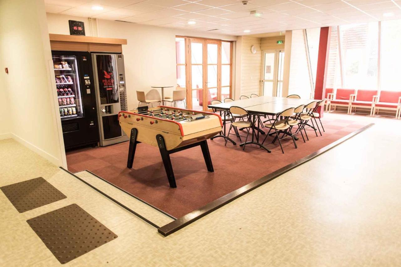 Centre International De Sejour Hostel Λαβάλ Εξωτερικό φωτογραφία