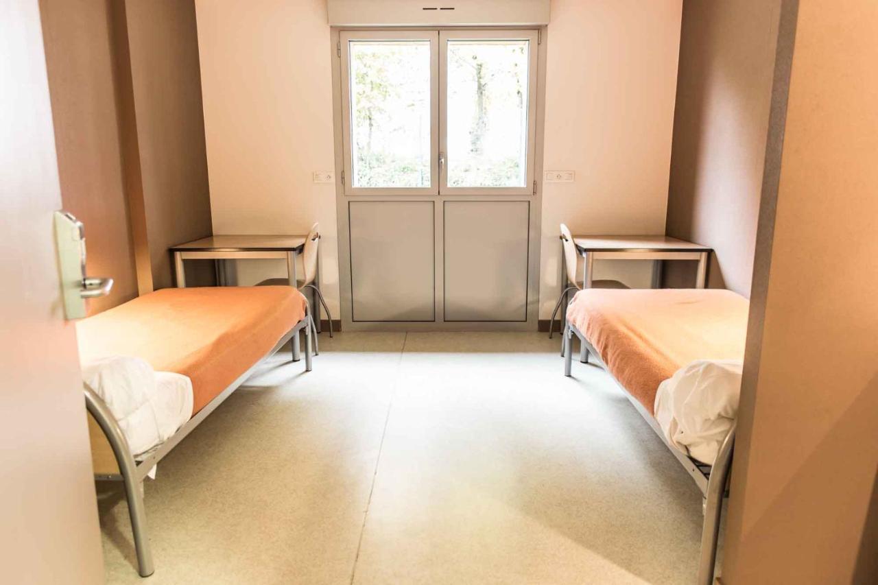 Centre International De Sejour Hostel Λαβάλ Εξωτερικό φωτογραφία